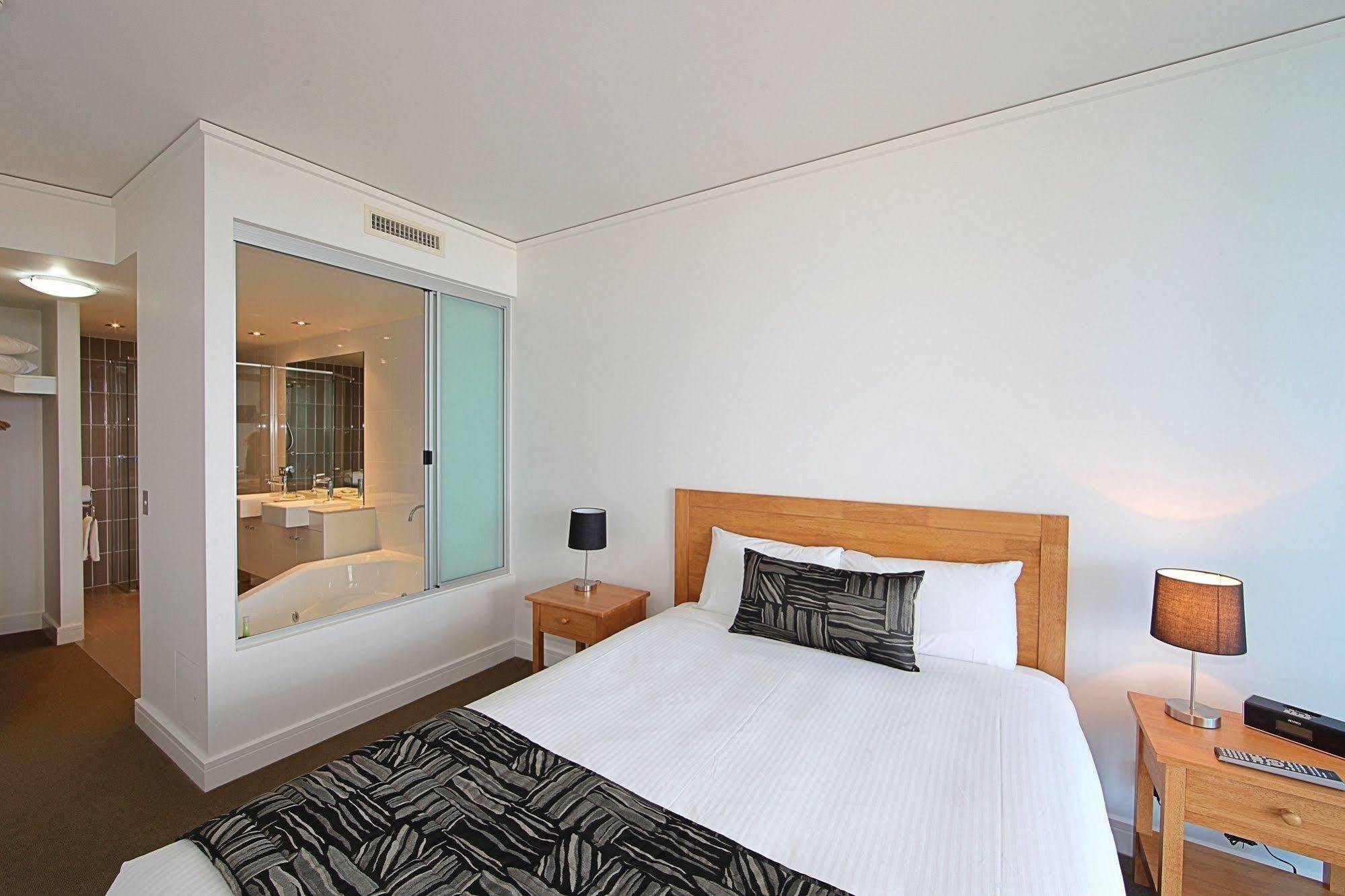 Hotel Manta Bargara Esterno foto